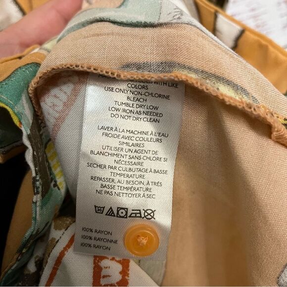 NWT BDG Urban Outfitters Drink Print Beer Bottles Hawaiian Camp Shirt Mens L - Picture 10 of 11